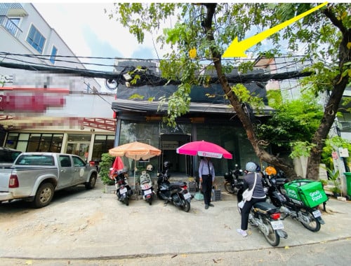 Shop For Rent In Bassac Lane near Norodom Blvds