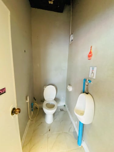Shop For Rent In Bassac Lane near Norodom Blvds