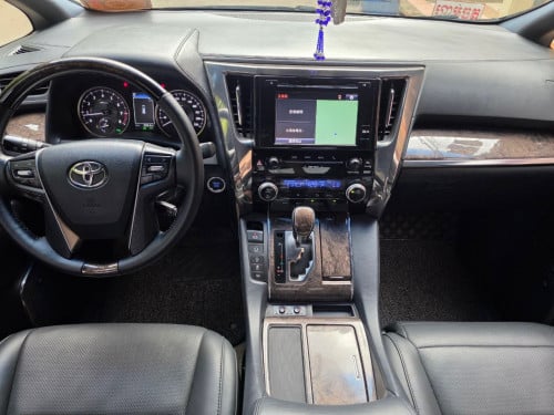 Toyota Alphat year 2019 (Spec Russia) V6 ឆ្វេងសីន