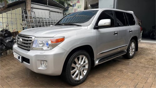 Toyota Land Cruiser 2012