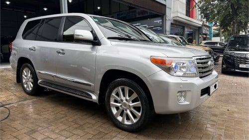 Toyota Land Cruiser 2012