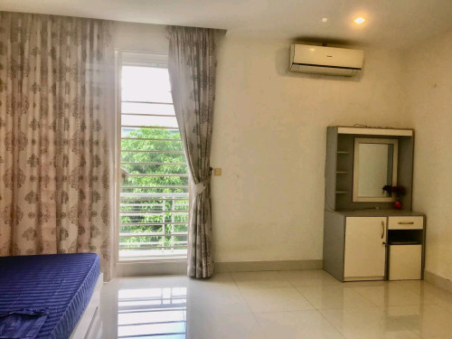 Twins Villa For Rent / Borey Peng Huoth Bueng Snor