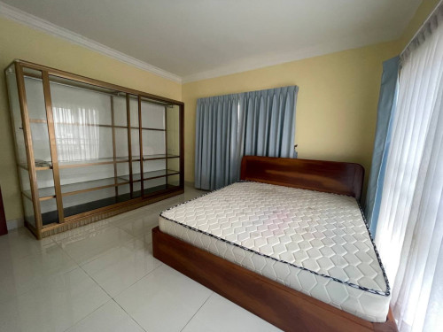 Villa in Sihanouk Ville For Rent