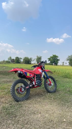 XR 250c  2000$