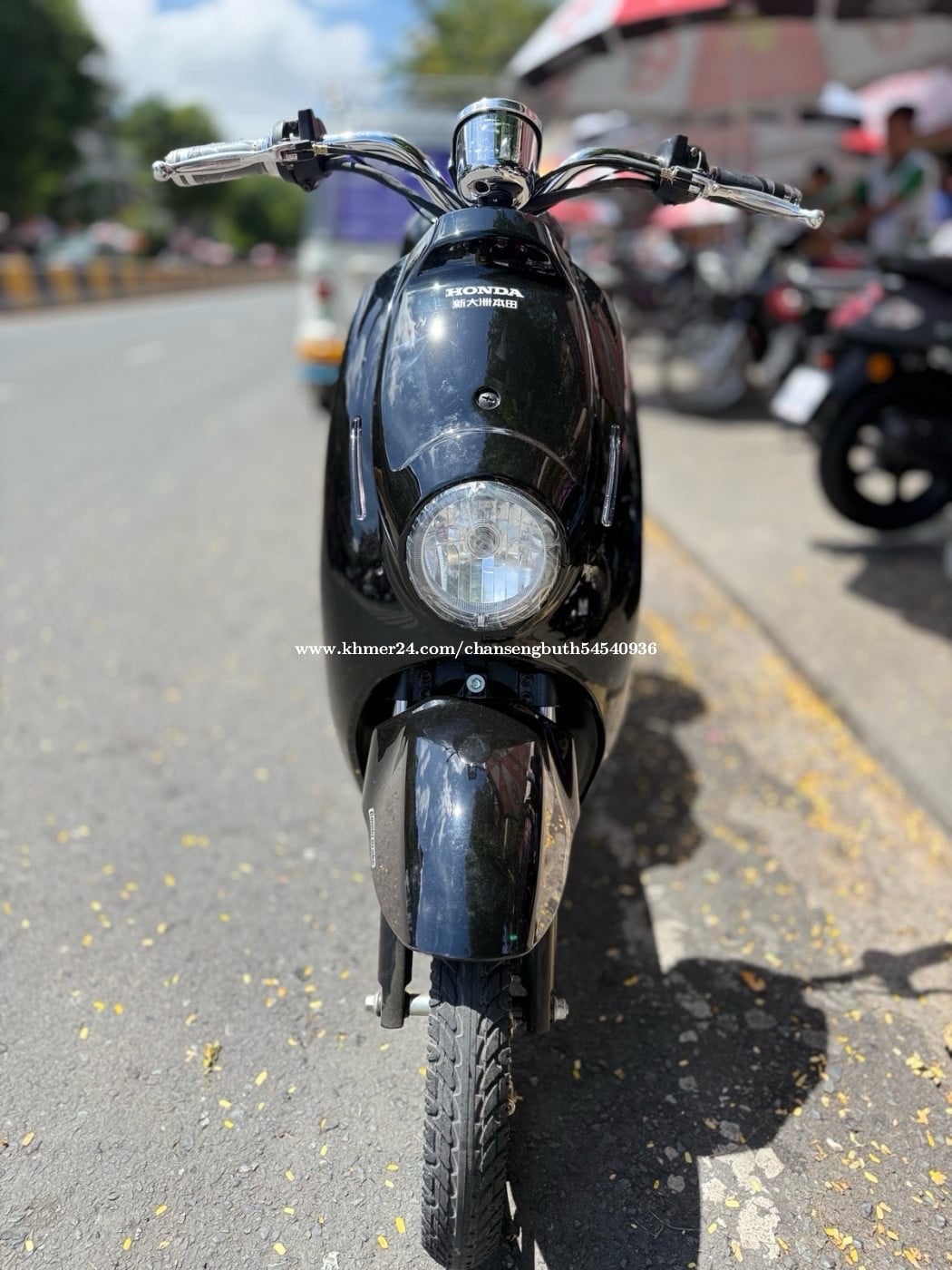 កង់អាគុយ មកពីជប៉ុន ទេីបមកដល់ ស្អាតៗណាស់ 400ស្តេីងទេ017 8888 25. 070 6666 16