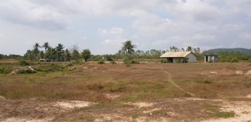 ដីសម្រាប់ជួល