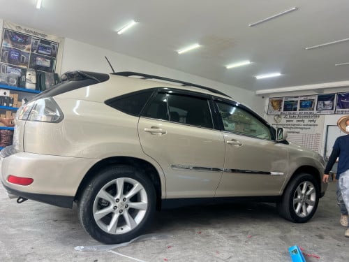 ឡាន​លក់​ស្តុក​ថ្មី​