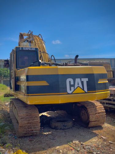 សេវាកម្ម ជួល អេស្ការ Cat 320 挖掘机月租