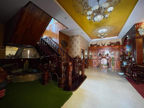 ផ្ទះវីឡាទោល នៅជិតផ្សារឈូកមាស លក់