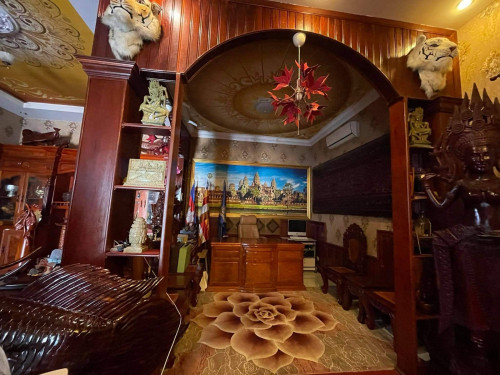 ផ្ទះវីឡាទោល នៅជិតផ្សារឈូកមាស លក់