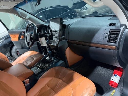 លក់​ 019 Full option Grand turning V6 សាំង​ ម្ចាស់ដេីម​ផ្ទាល់​ ថ្នាំ​សុីនមួយជុំ​ទាំងកាង