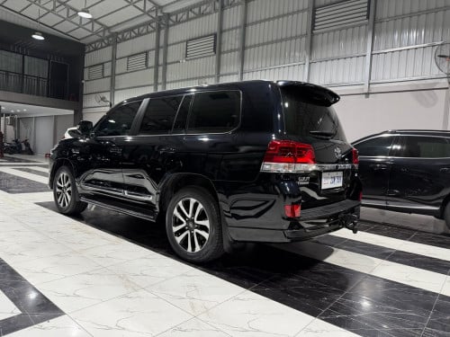 លក់​ 019 Full option Grand turning V6 សាំង​ ម្ចាស់ដេីម​ផ្ទាល់​ ថ្នាំ​សុីនមួយជុំ​ទាំងកាង