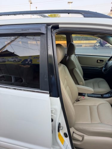 ឆ្នាំ03 ប៉ុង2 V6 ស្អាតលំដាប់មេឡាន