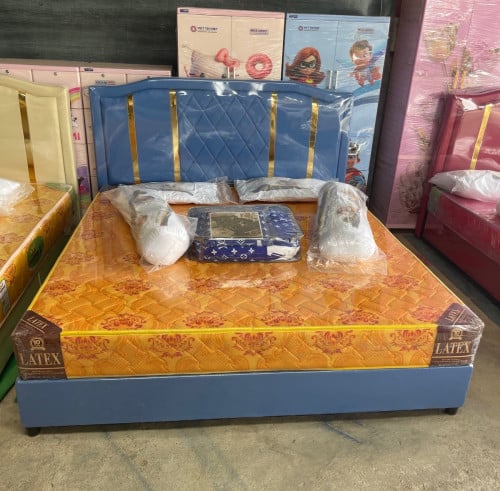 គ្រែ ម៉ូតថ្មី 1.8mx2.0m តម្លៃ119$         គ្រែ+ពូក កំរាស់2តឹក តម្លៃ 215$