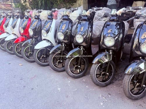 កង់អាគុយ មកពីជប៉ុន ទេីបមកដល់ ស្អាតៗណាស់ 400ស្តេីងទេ017 8888 25. 070 6666 16