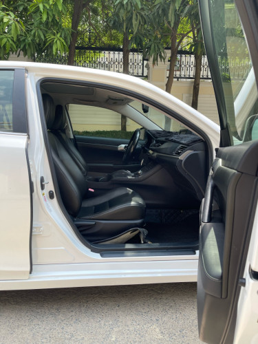 លក់ CT 200H ឆ្នាំ 2011 Full Premium