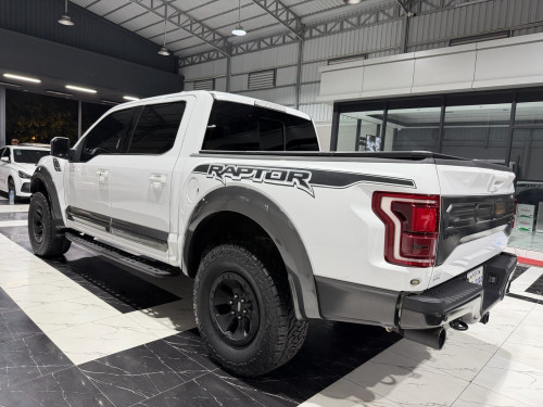 លក់​ F-150 Raptor 018 full option ថ្នាំ​សុីនមួយជុំ​ ម្ចាស់ដេីម​ផ្ទាល់​