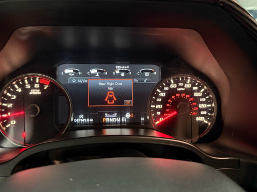 លក់​ F-150 Raptor 018 full option ថ្នាំ​សុីនមួយជុំ​ ម្ចាស់ដេីម​ផ្ទាល់​