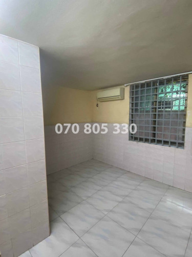 ផ្ទះសំរាប់ជួលទួលទំពូង / House for rent Toul Tumpung