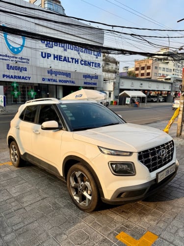 ឡានលក់ Hyundai Venue 2021