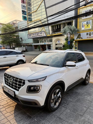 ឡានលក់ Hyundai Venue 2021