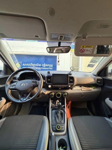 ឡានលក់ Hyundai Venue 2021