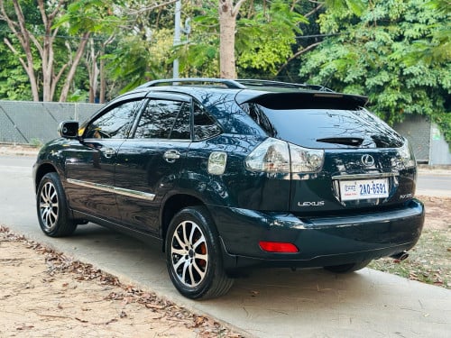 សួរស្តីខ្ញុំចង់លក់ឡានLexusRX330ឆ្នាំ2004ប៉ុង1Half Full Optionតំលៃ18900$ចរចារប្រភេទឡានស្អាតរៀបចំហើយ