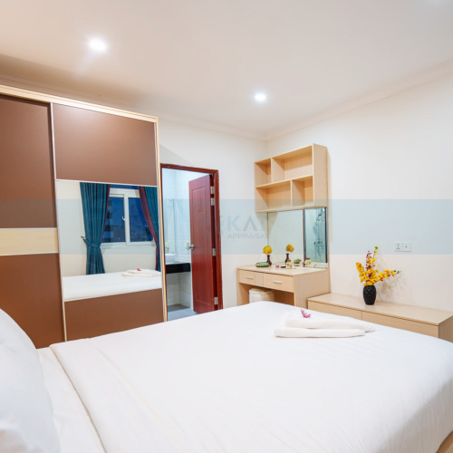 ខុនដូសម្រាប់ជួល | Three Bedroom Condo For Rent