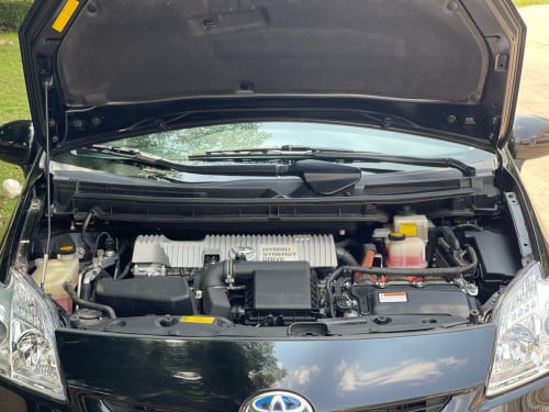 លក់Toyota Prius Persona Option 3 ឆ្នាំ​ 2013