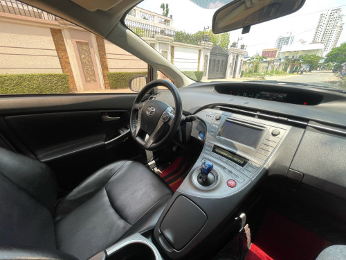 លក់Toyota Prius Persona Option 3 ឆ្នាំ​ 2013
