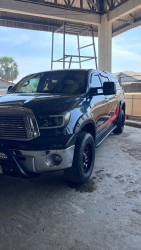 ខ្ញុំត្រូវការលក់ឡាន ម៉ាក់ Toyota Tundra ផលិតឆ្នាំ2007