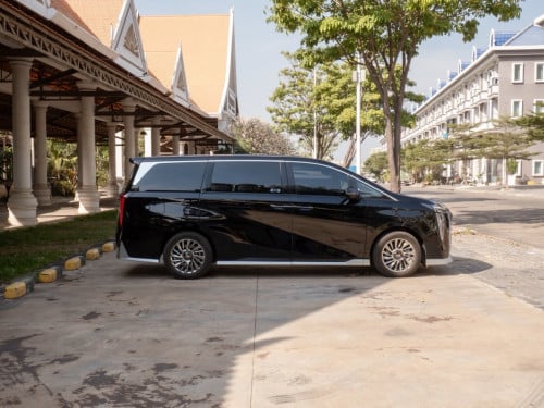 GAC GN8 2024 (ស្លាកលេខ) មួយទឹកដូចថ្មី តម្លៃ​ $48500 ចចារ