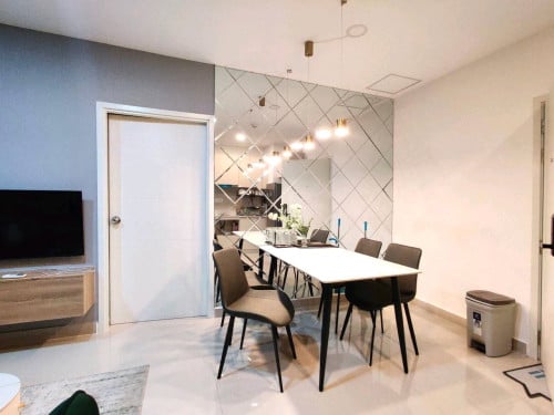 2 Bedroom Condo for Rent The Park Land TK
