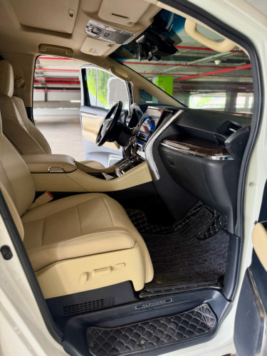 Alphard 2018 Full Option freeដកលេខ 2CK free កាត់ឈ្មោះជូន