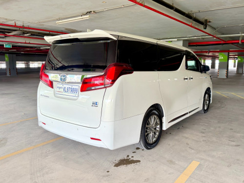 Alphard 2018 Full Option freeដកលេខ 2CK free កាត់ឈ្មោះជូន