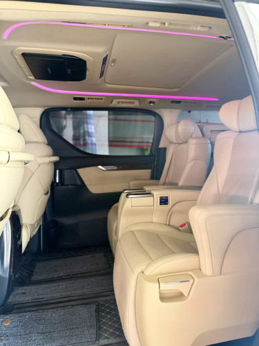 Alphard 2018 Full Option freeដកលេខ 2CK free កាត់ឈ្មោះជូន