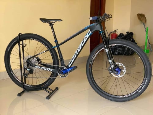 Brand CORRACEC ទេីបតែទិញ អត់ស្រូវមានពេលជិះ នៅថ្មី 99%