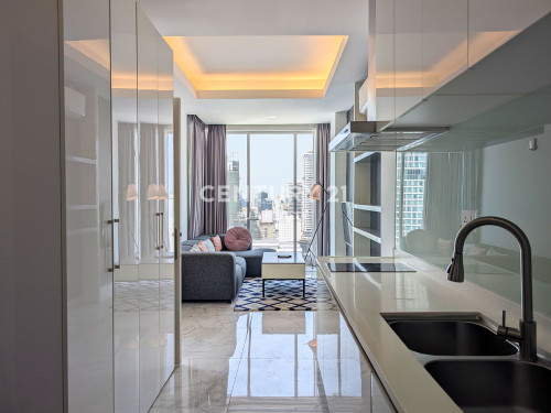 Corner Higher Floor 1bedroom for Rent at J-Tower 1