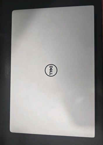Dell Vostro 5590