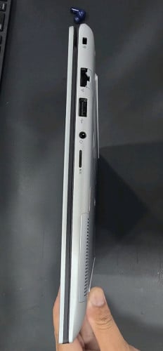 Dell Vostro 5590
