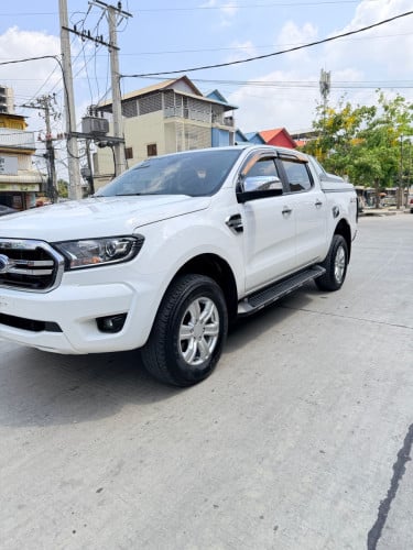 FORD XLT 2021 2.2 ប៉ុងពីរ​ ម្ចាស់ដេីម​ទីមួយ​ ទឹកថ្នាំសុីនមួយជុំ​ ប្រេីបាន3មុឺនគីឡូជាង