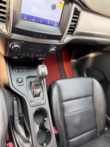 FORD XLT 2021 2.2 ប៉ុងពីរ​ ម្ចាស់ដេីម​ទីមួយ​ ទឹកថ្នាំសុីនមួយជុំ​ ប្រេីបាន3មុឺនគីឡូជាង