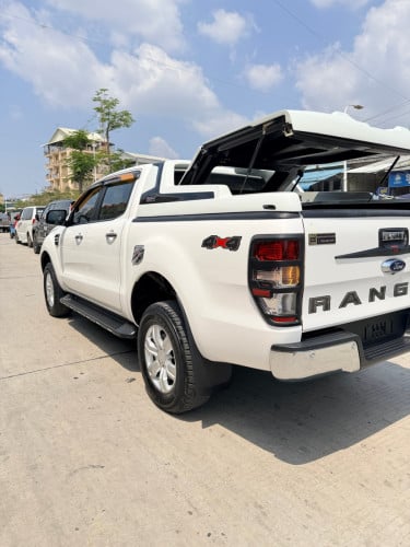FORD XLT 2021 2.2 ប៉ុងពីរ​ ម្ចាស់ដេីម​ទីមួយ​ ទឹកថ្នាំសុីនមួយជុំ​ ប្រេីបាន3មុឺនគីឡូជាង