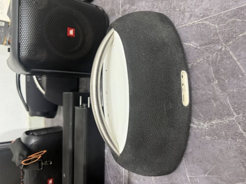Harman/Kardon Go plus play នៅស្អាតថ្មសំឡេងល្អ