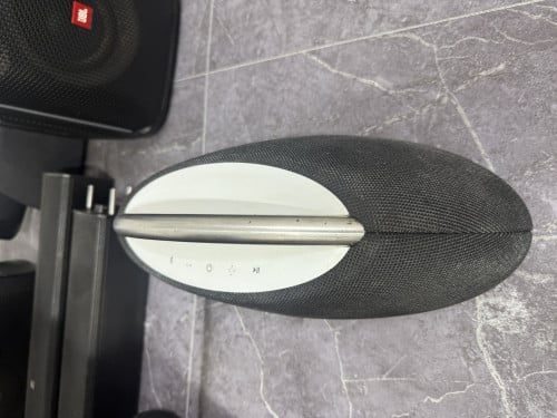 Harman/Kardon Go plus play នៅស្អាតថ្មសំឡេងល្អ