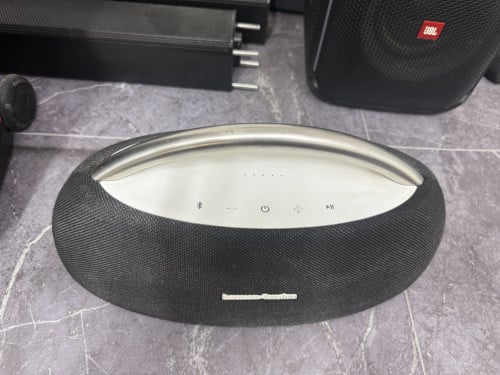 Harman/Kardon Go plus play នៅស្អាតថ្មសំឡេងល្អ