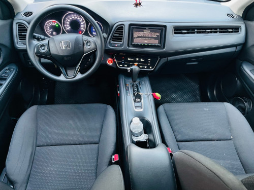Honda HRV SUV  I-VTEC Econ អេក្រង់​ ថាច់​ស្រ្គីន