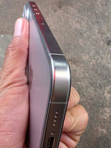 iPhone 16 pro max XA សុំណុំណែន  full box អេក្រង់ដូចរូប
