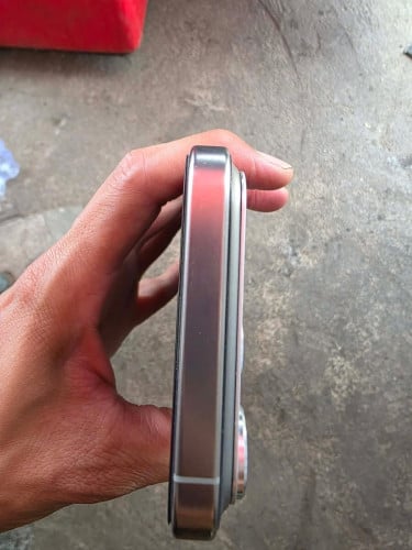 iPhone 16 pro max XA សុំណុំណែន  full box អេក្រង់ដូចរូប