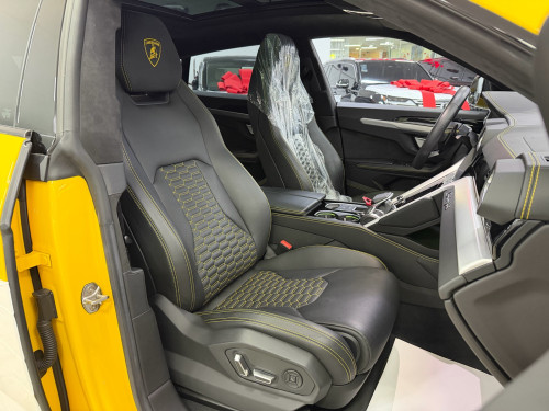 Lamborghini Urus 2019 ប្រភេទ​ក្រដាស​ពន្ធថ្មី​ 7000គីឡូ​